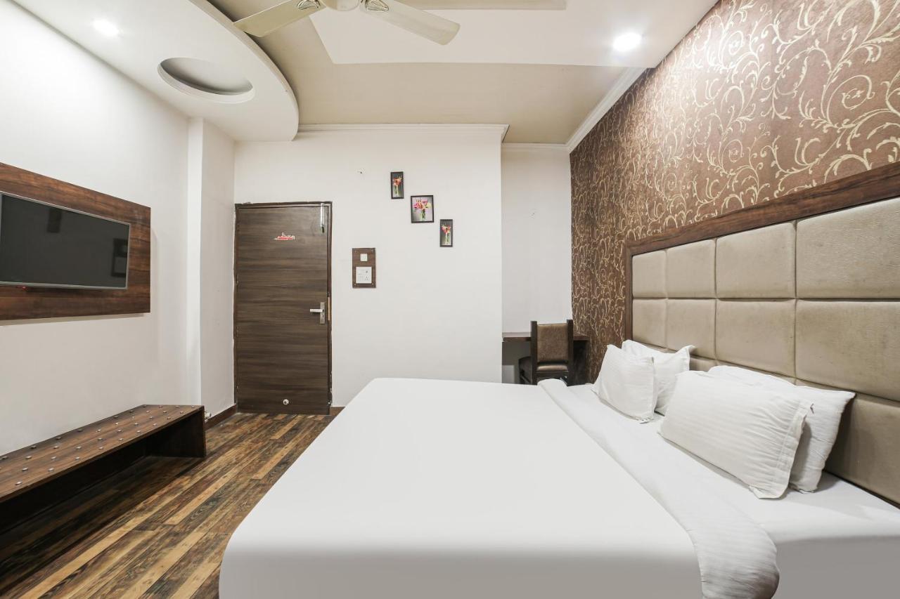 Townhouse Hollywood Heights Otel Amritsar Dış mekan fotoğraf