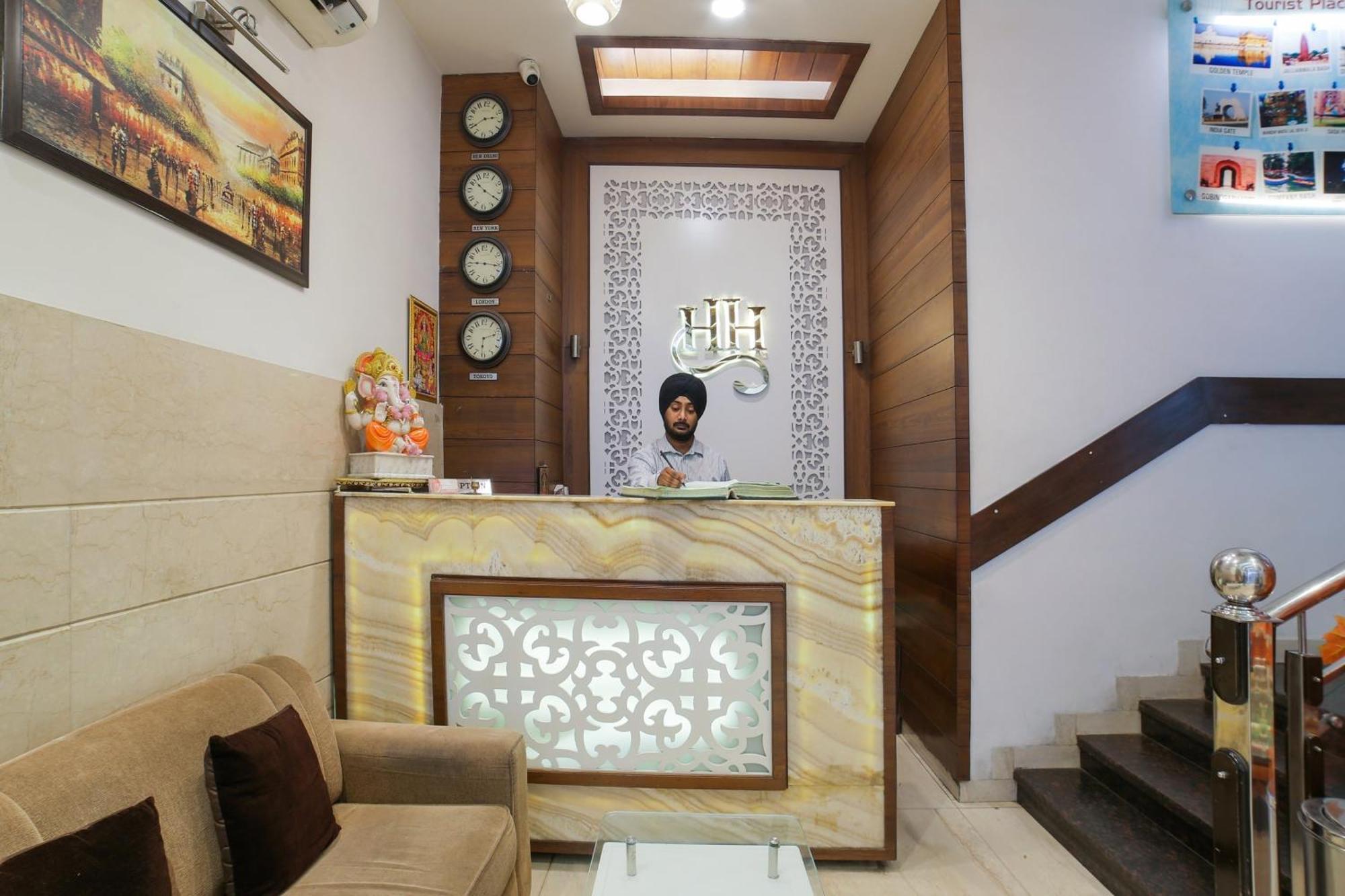 Townhouse Hollywood Heights Otel Amritsar Dış mekan fotoğraf
