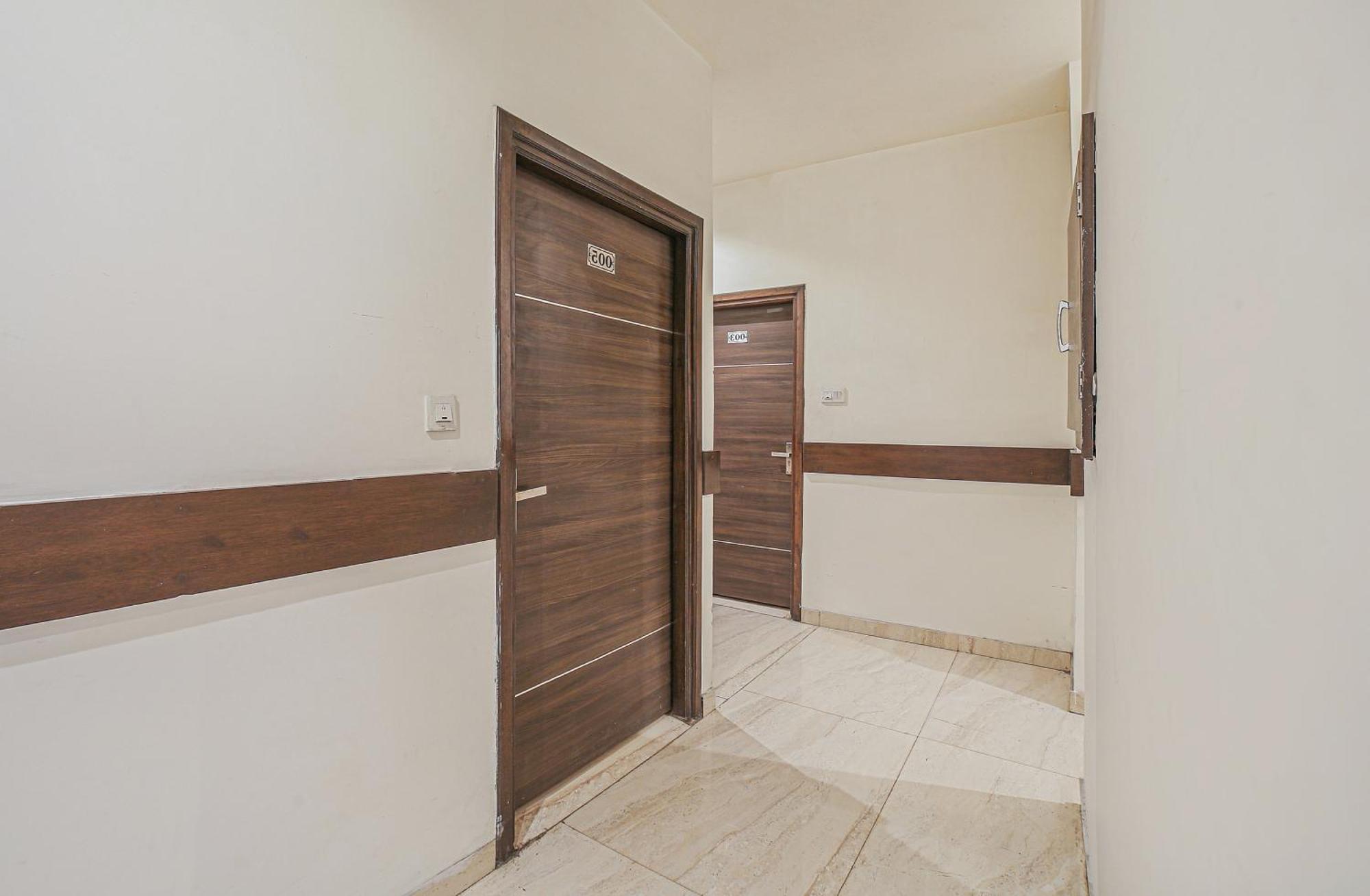 Townhouse Hollywood Heights Otel Amritsar Dış mekan fotoğraf