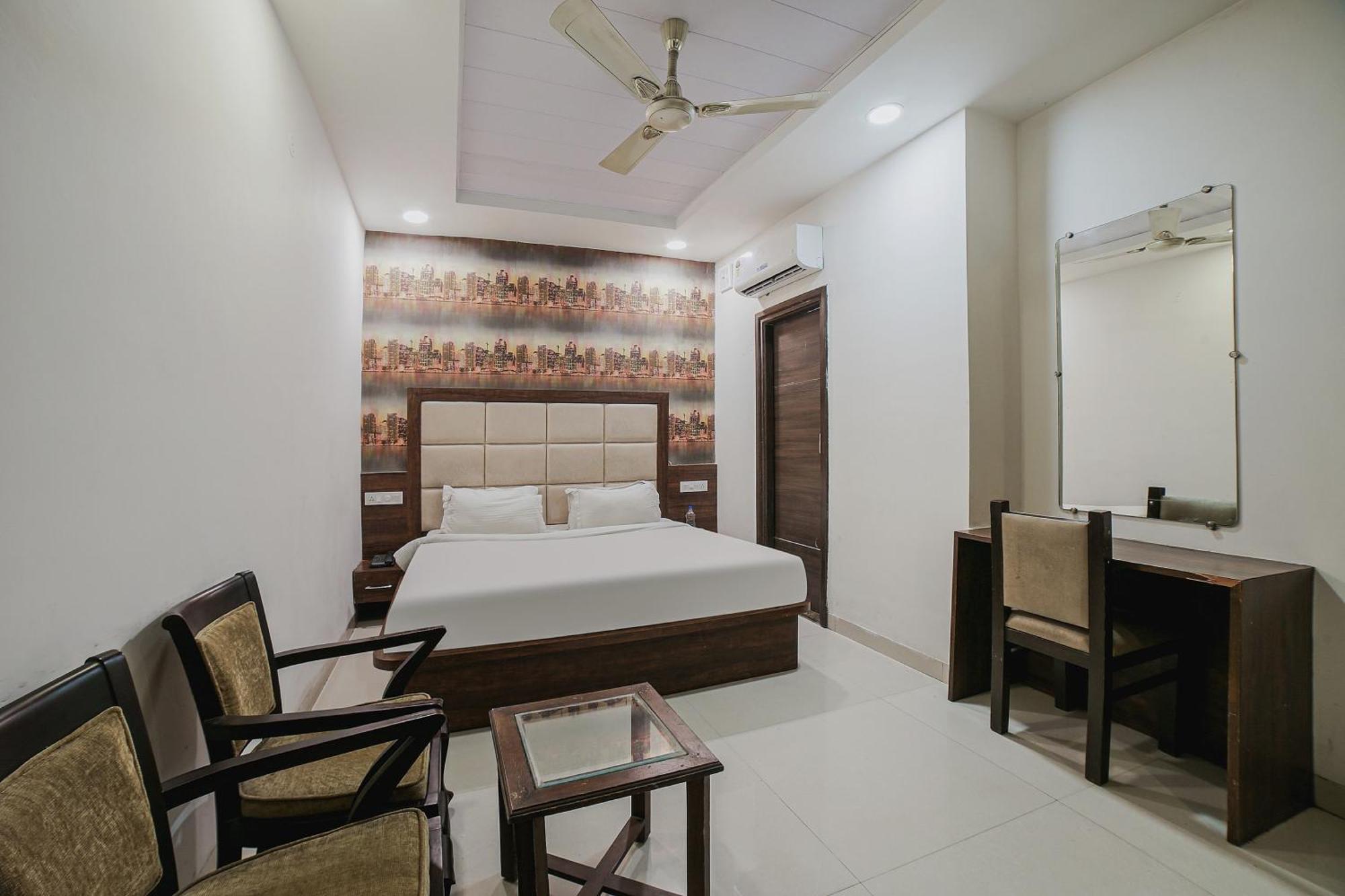 Townhouse Hollywood Heights Otel Amritsar Dış mekan fotoğraf
