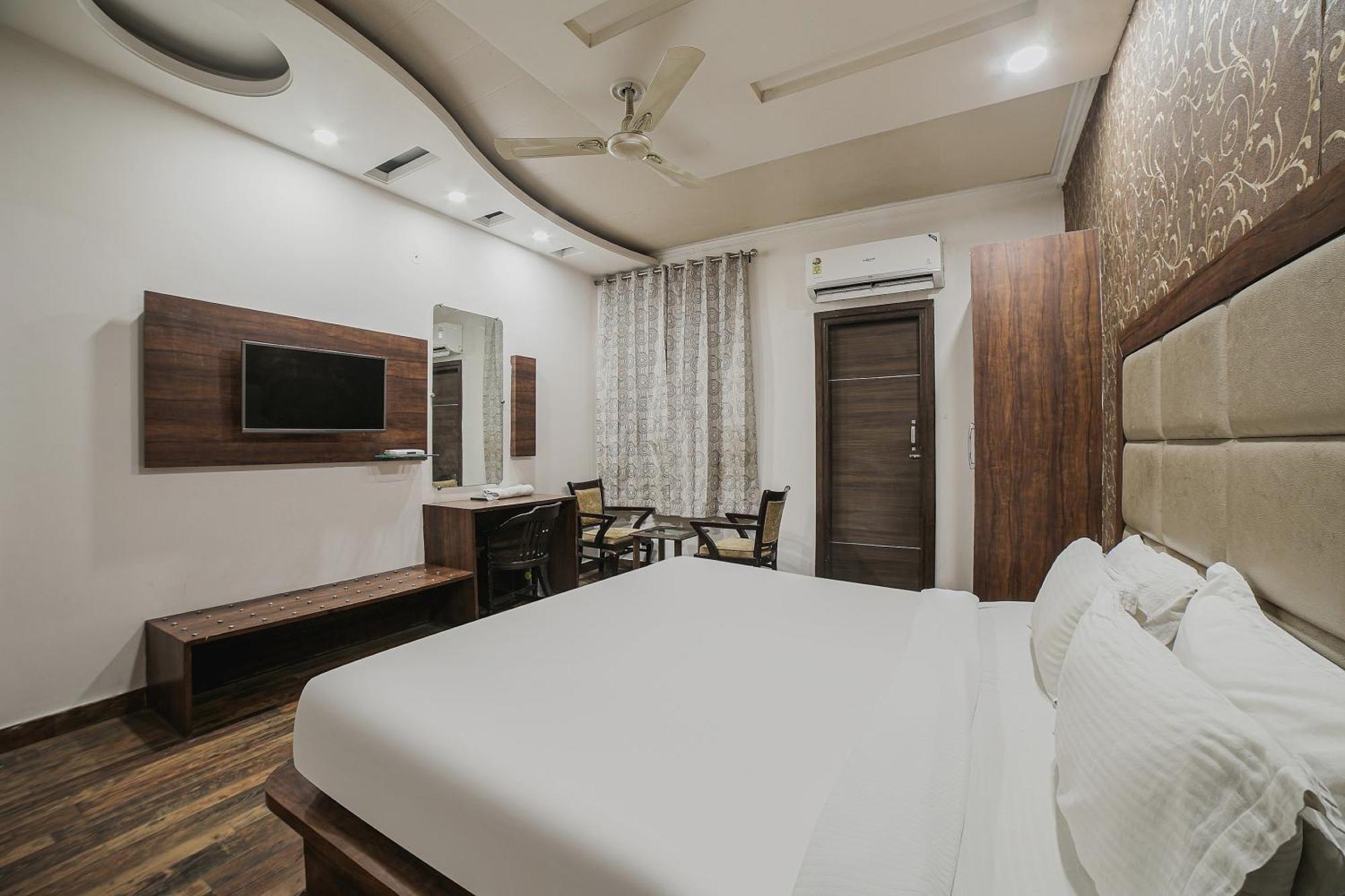 Townhouse Hollywood Heights Otel Amritsar Dış mekan fotoğraf