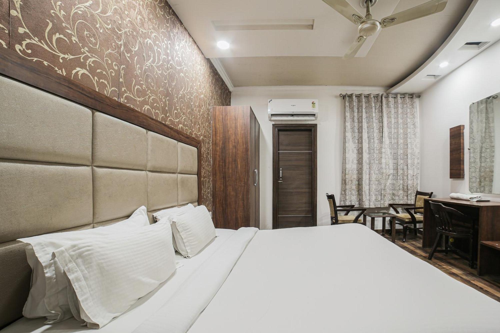 Townhouse Hollywood Heights Otel Amritsar Dış mekan fotoğraf